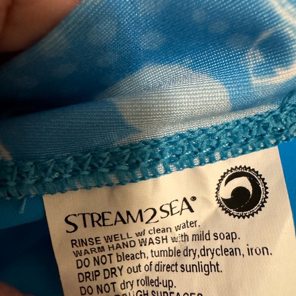 Stream2sea pullover UPF 50+ Swin shirt Women size L - Picture 9 of 11